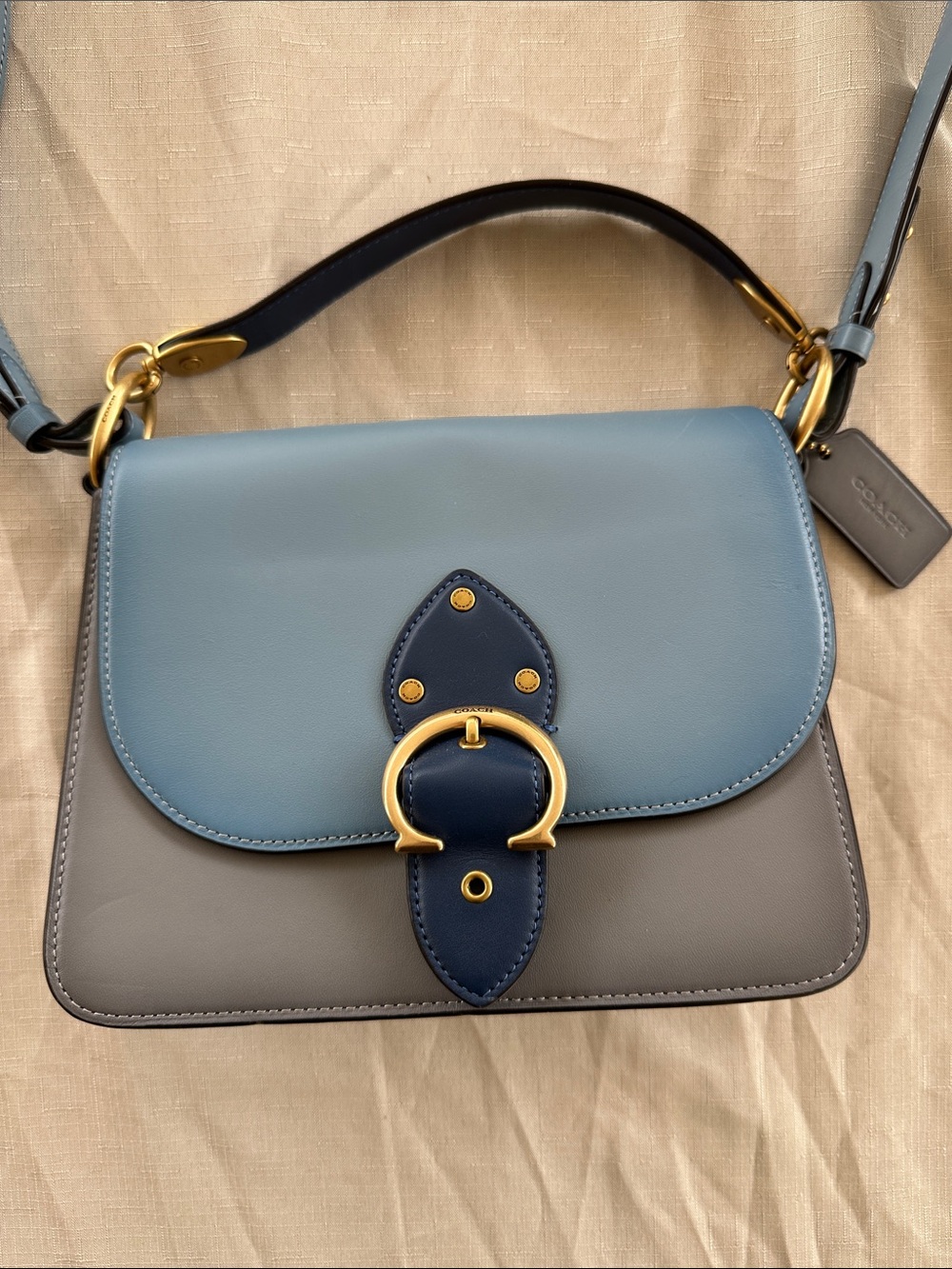 Coach beat bag in blue